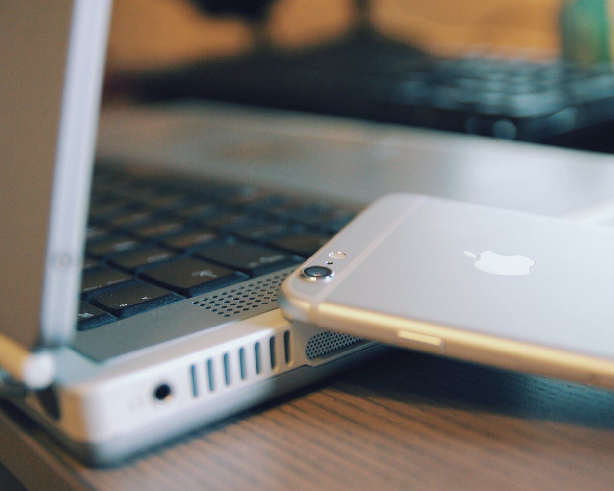 IPhoneBlog de Powerbook G4 plus iPhone 6