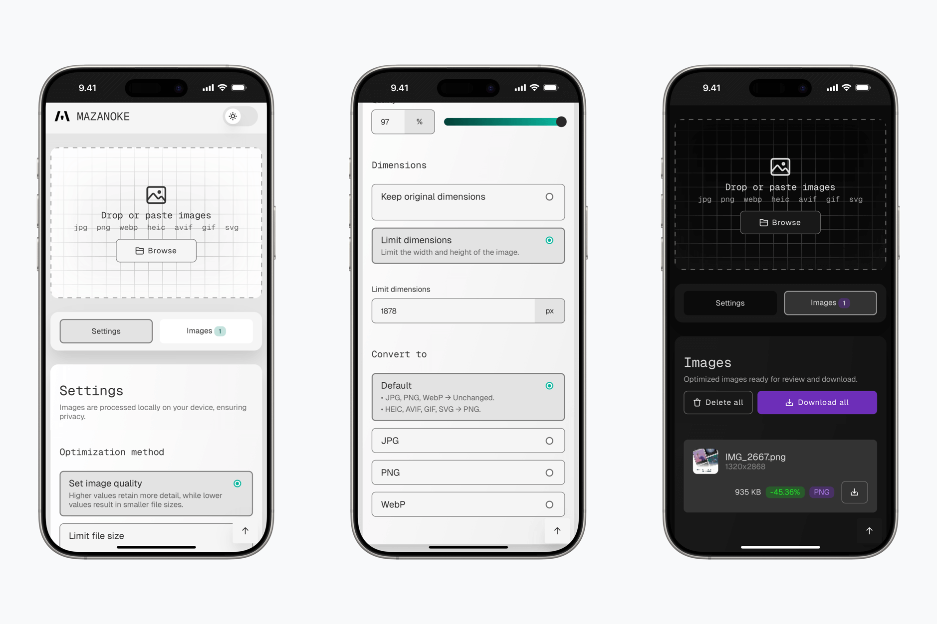 Das Bild zeigt drei Smartphone-Bildschirme der Bildoptimierungs-App "MAZANOKE", die verschiedene Funktionen der Anwendung darstellt. Der linke Bildschirm zeigt die Hauptansicht mit einem Bereich zum Hochladen von Bildern und Einstellungsoptionen für die Bildqualität, wobei betont wird, dass die Bilder lokal auf dem Gerät verarbeitet werden. Der mittlere Bildschirm präsentiert Einstellungen für Bildabmessungen und Konvertierungsoptionen zwischen verschiedenen Dateiformaten wie JPG, PNG und WebP. Der rechte Bildschirm zeigt die Ergebnisansicht mit einem optimierten Bild, das um 45,36% komprimiert wurde, sowie Optionen zum Löschen oder Herunterladen aller bearbeiteten Bilder.