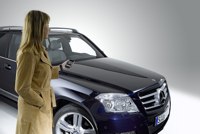 New Mercedes-Benz cradle allows easy iPhone integration  | BenzInsider.com - The Official Mercedes-Benz Fan Blog-3.jpg