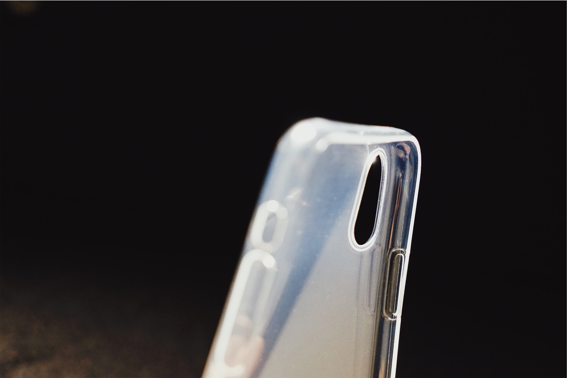 totallee: Thin iPhone XS Max Case