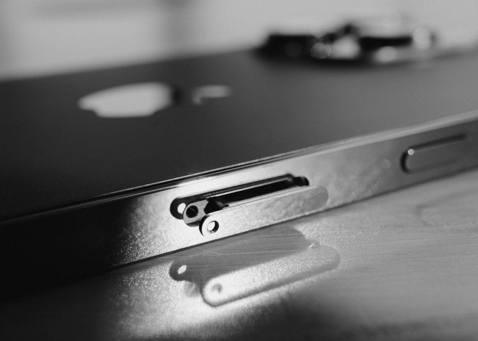 „Physische SIM-Karte auf demselben iPhone in eine eSIM konvertieren