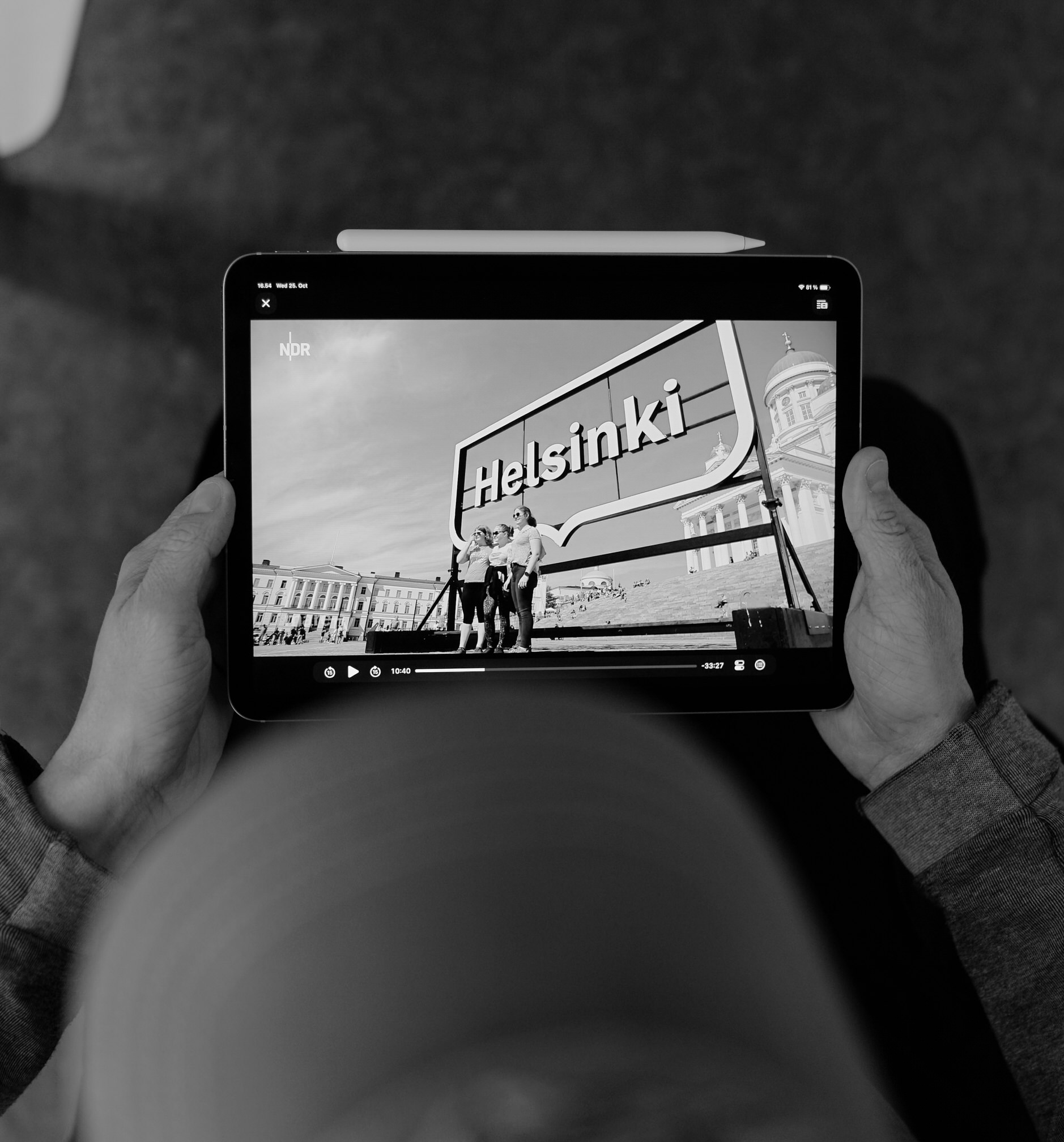 Bild zeigt iPad Air mit Outplayer von oben.