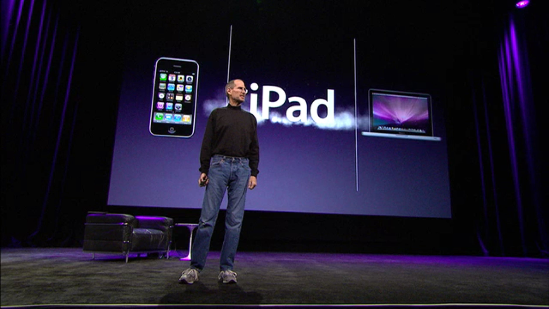 Steve Jobs kündigt das iPad im Jahr 2010 an.