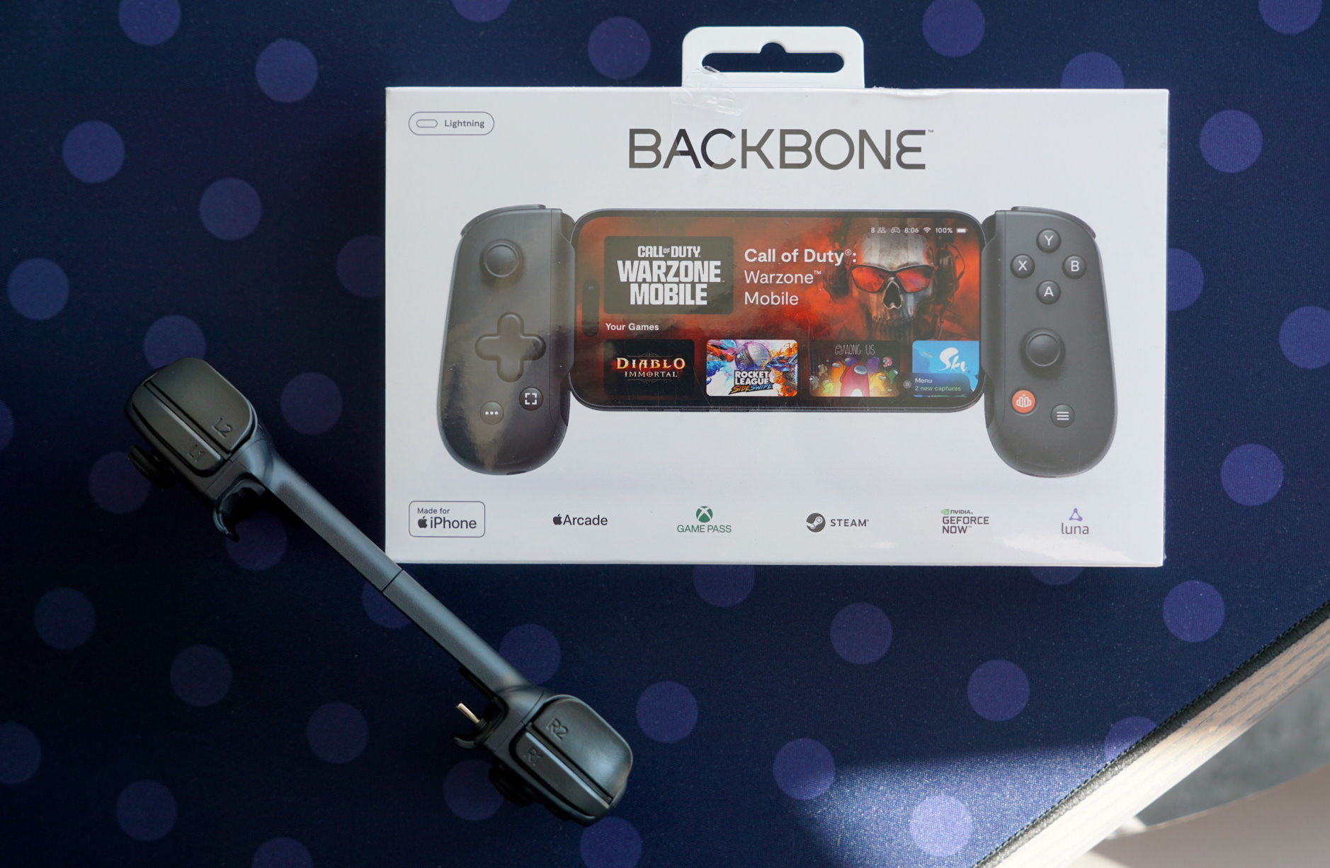 Backbone-Controller in Verpackung als Gewinnspiel.