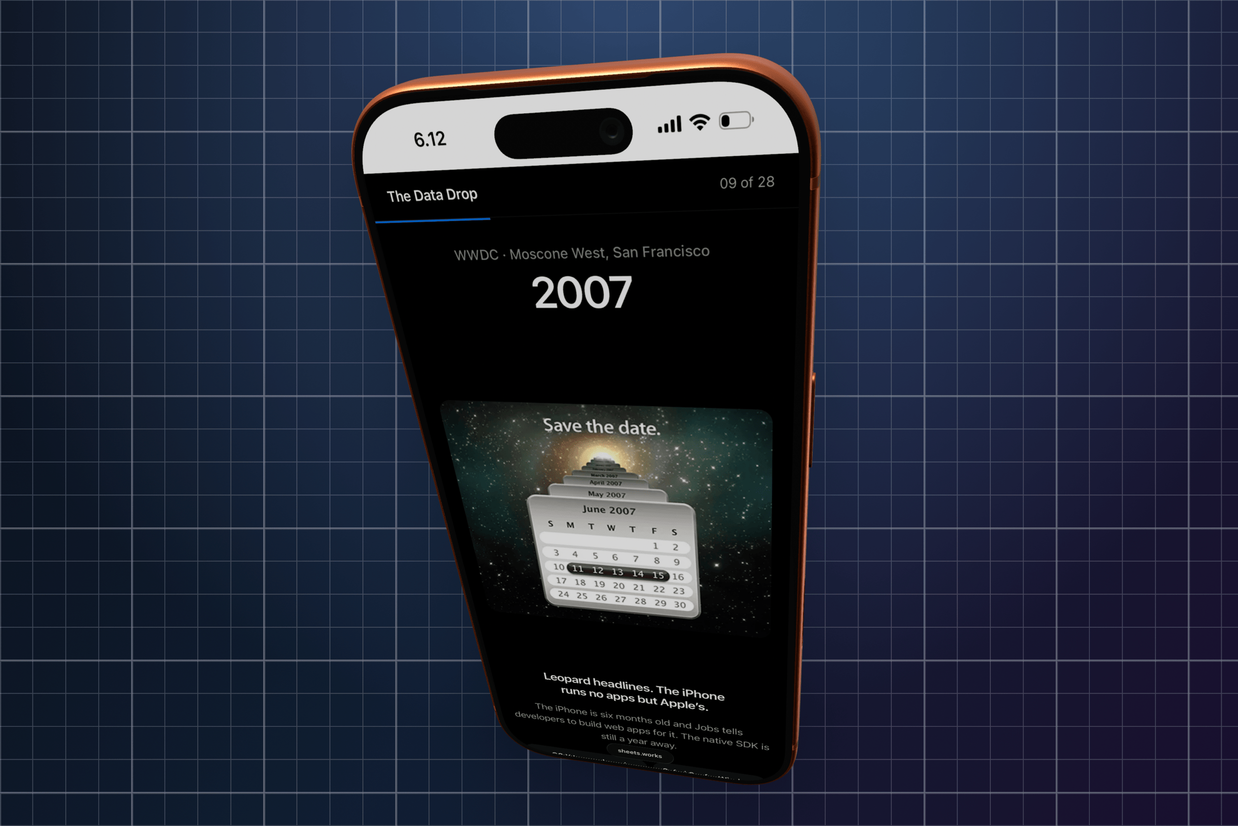Smartphone-Bildschirm mit einer Präsentationsfolie über die Apple Worldwide Developers Conference 2007, einschließlich eines Kalenders für Juni 2007 und Informationen zur frühen Softwareentwicklung für das iPhone.